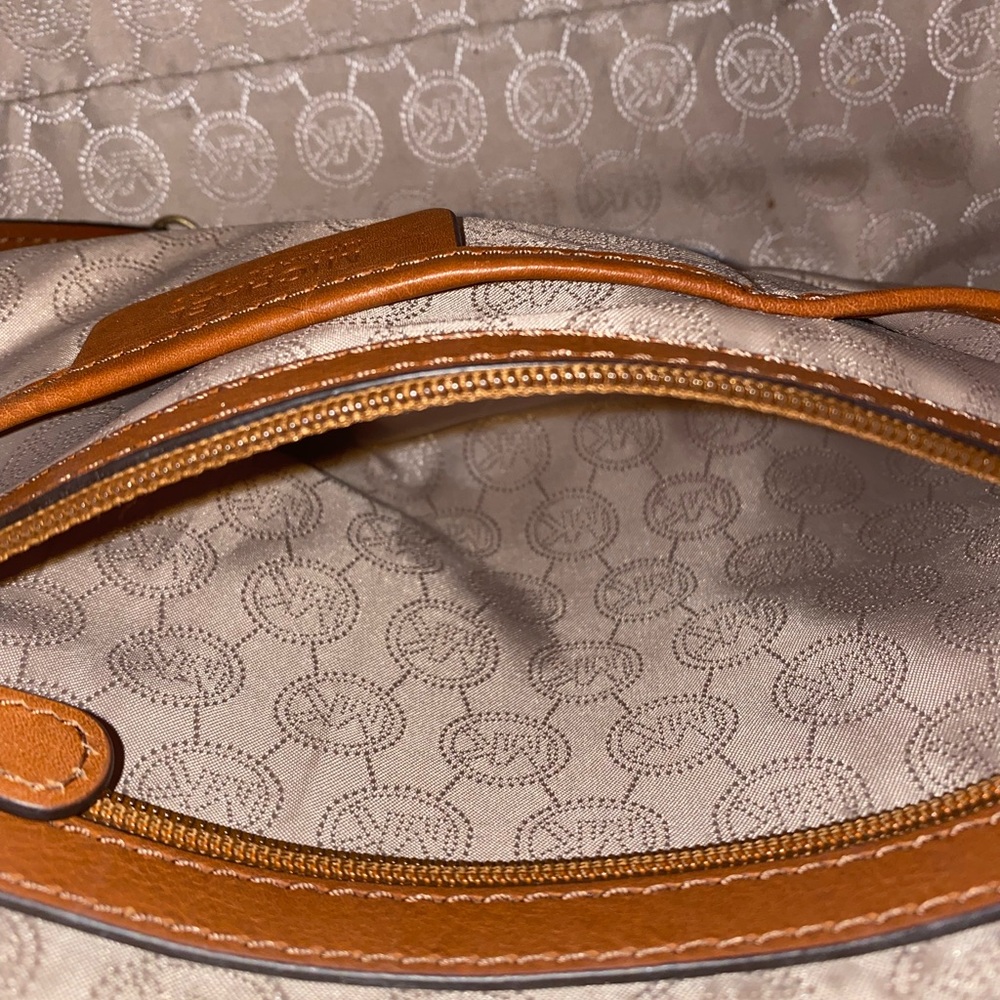 Micheal Kors Hamilton tote - Picture 6 of 7